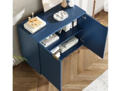 Aparador de dos puertas azul marino con patas doradas: diseño moderno y elegante.