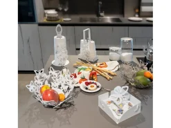 Centro de mesa pequeño Farfalloso Ø31 cm en mármol blanco hierro perforado Diseño moderno con mariposas elegante decoración de mesa Made in Italy
