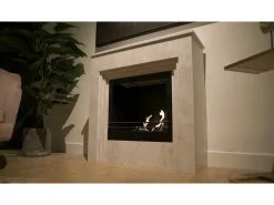 Chimenea de bioetanol de pie BELLINI de madera efecto mármol negro. Fabricada en Italia. L96 x P35 x H96.