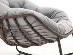 Cocon - Mecedora de ratán - Estructura de acero con cojín suave - Para uso en interiores y exteriores