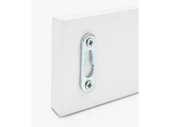 Colgador de pared de madera maciza en tono blanco de 26x5cm - KATE - DECOWOOD