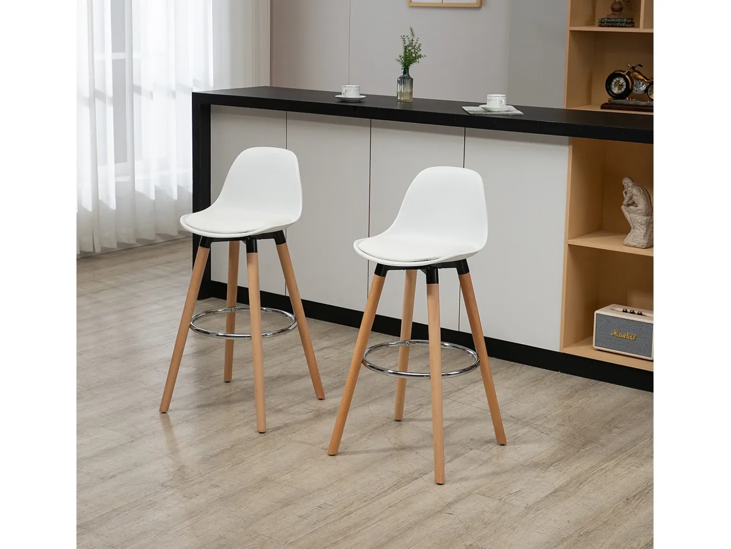 Conjunto de 2 taburetes de bar, diseño escandinavo, polipiel blanca, con reposapiés y respaldo (38,5x42,5x91cm)