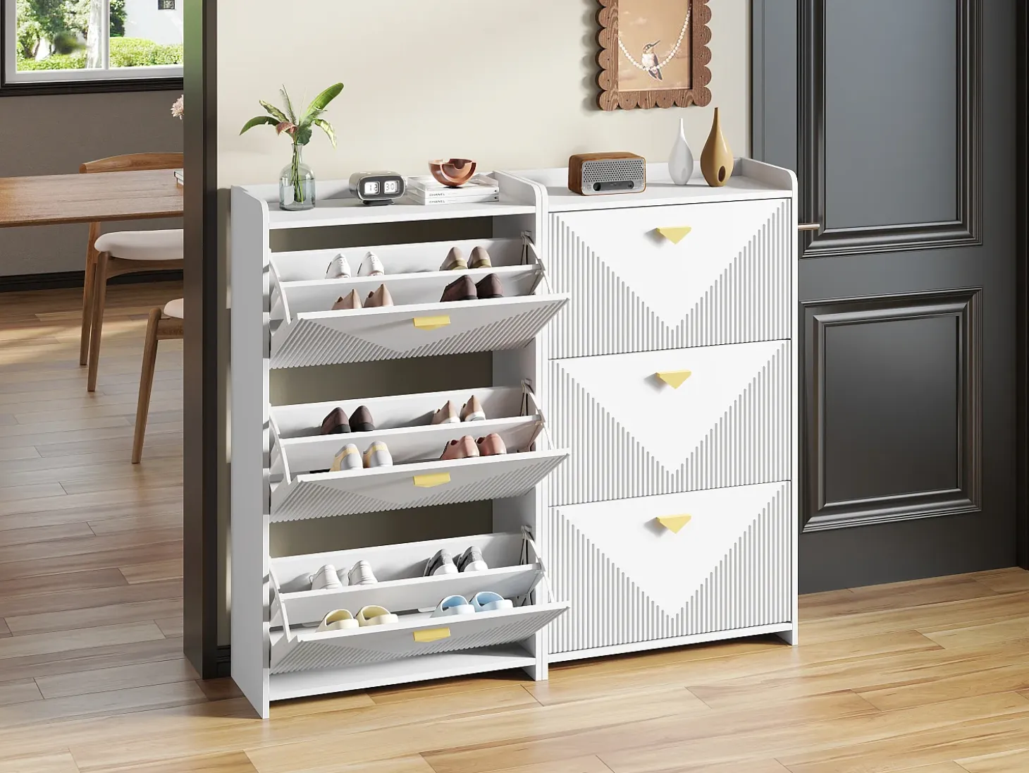 Conjunto de 2 zapateros blancos con 3 puertas abatibles y 6 compartimentos