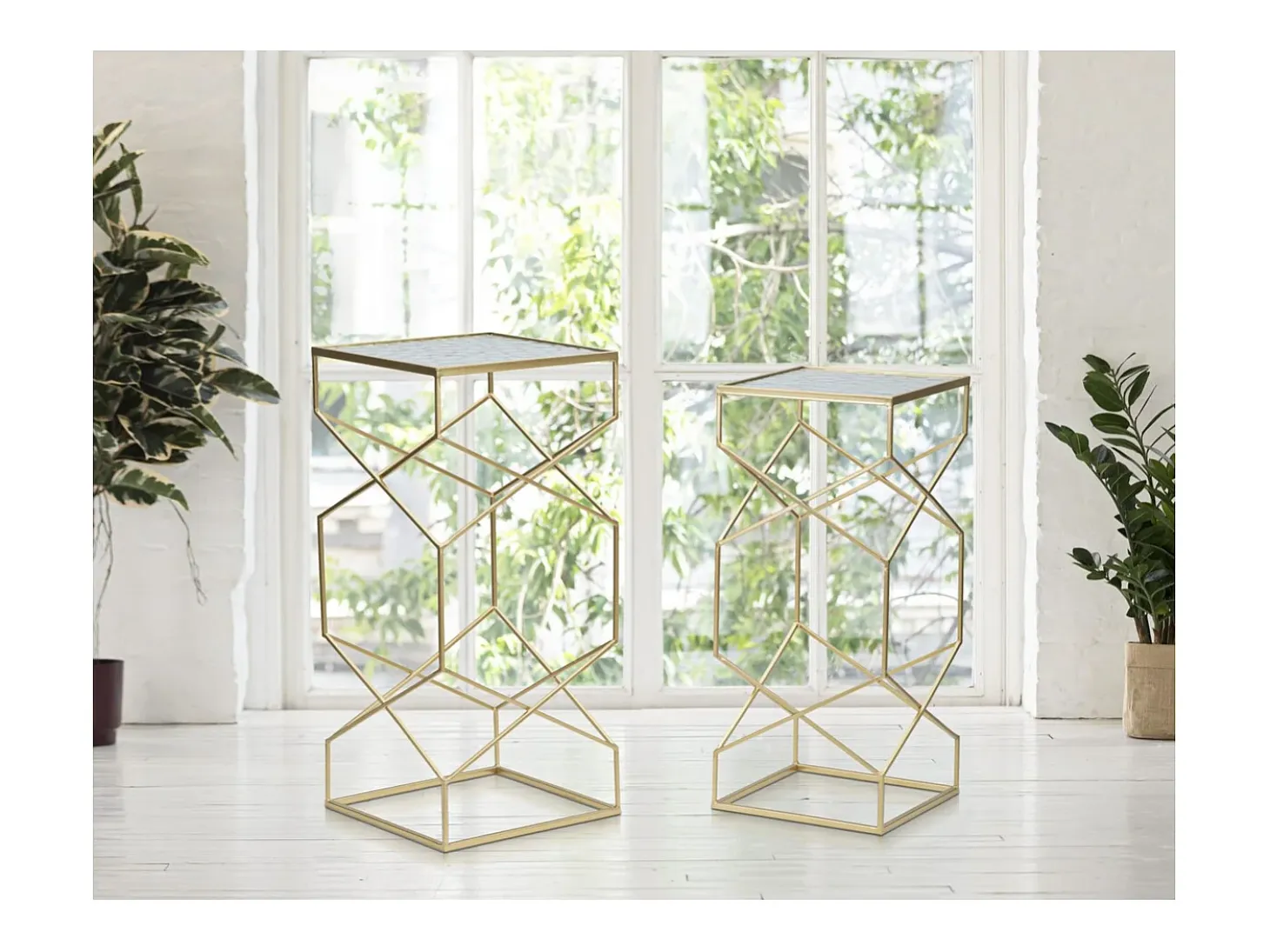 Conjunto de Mesitas Auxiliares VKH565, Oro, 31,5x31,5x68 cm, Kendra Home