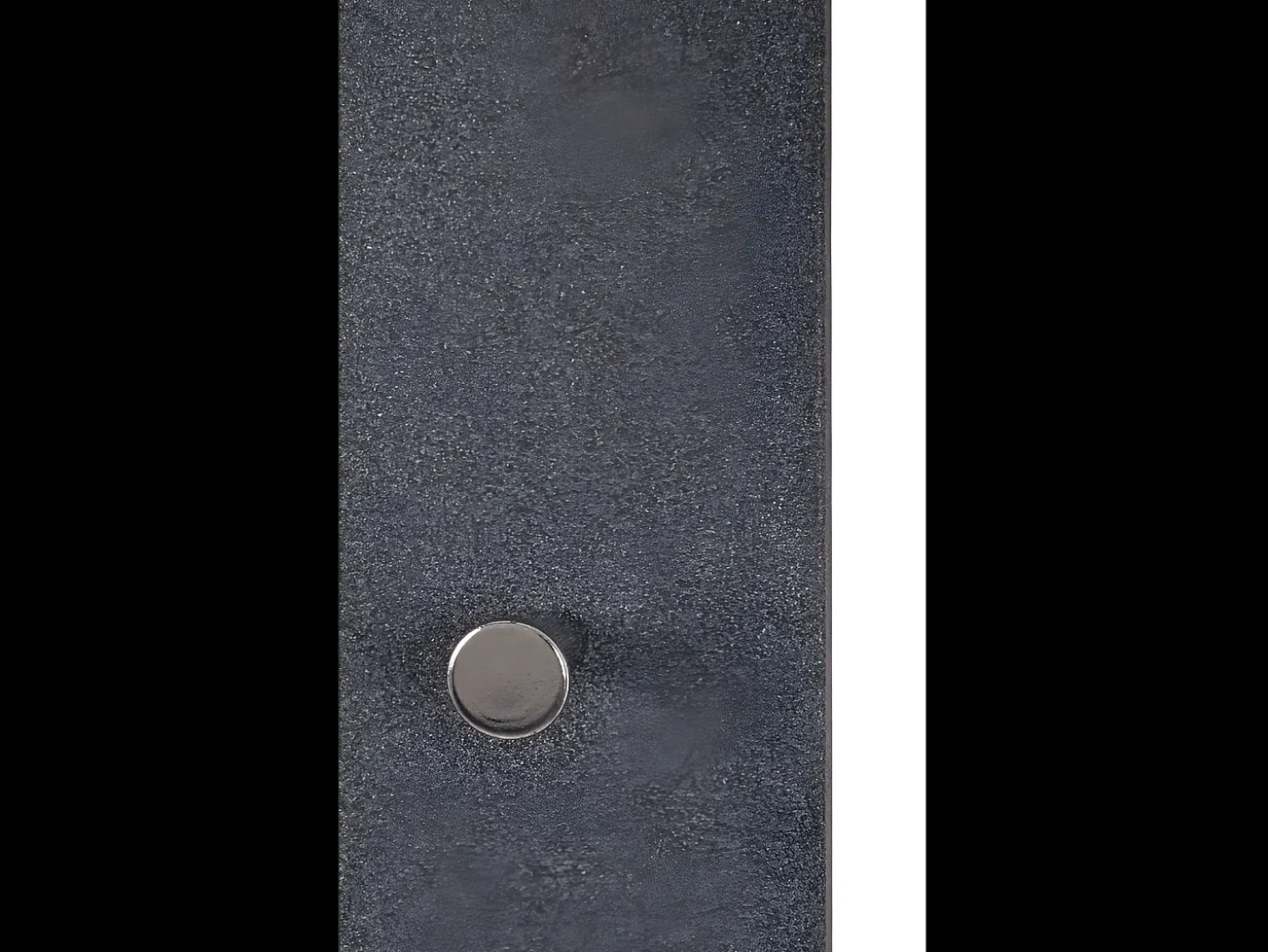 Gran perchero de pared de diseño con 7 pinzas de granito Antra