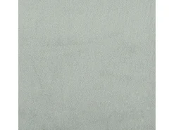 Mecedora con reposapiés de terciopelo gris claro