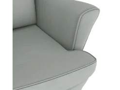 Mecedora con respaldo alto de terciopelo y madera maciza