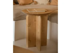 Mesa auxiliar de madera maciza en tono roble medio de 50x45cm - BLOOM - DECOWOOD
