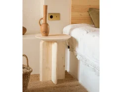 Mesa auxiliar de madera maciza en tono natural de 50x45cm - BLOOM - DECOWOOD