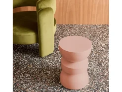 Mesa auxiliar de metal nude