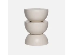 Mesa auxiliar o mesita de metal crema