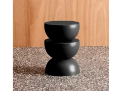 Mesa auxiliar o mesita de metal negro