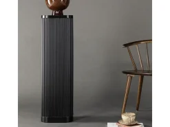 Mesa de centro Lenox, pedestal, mesa auxiliar negra.