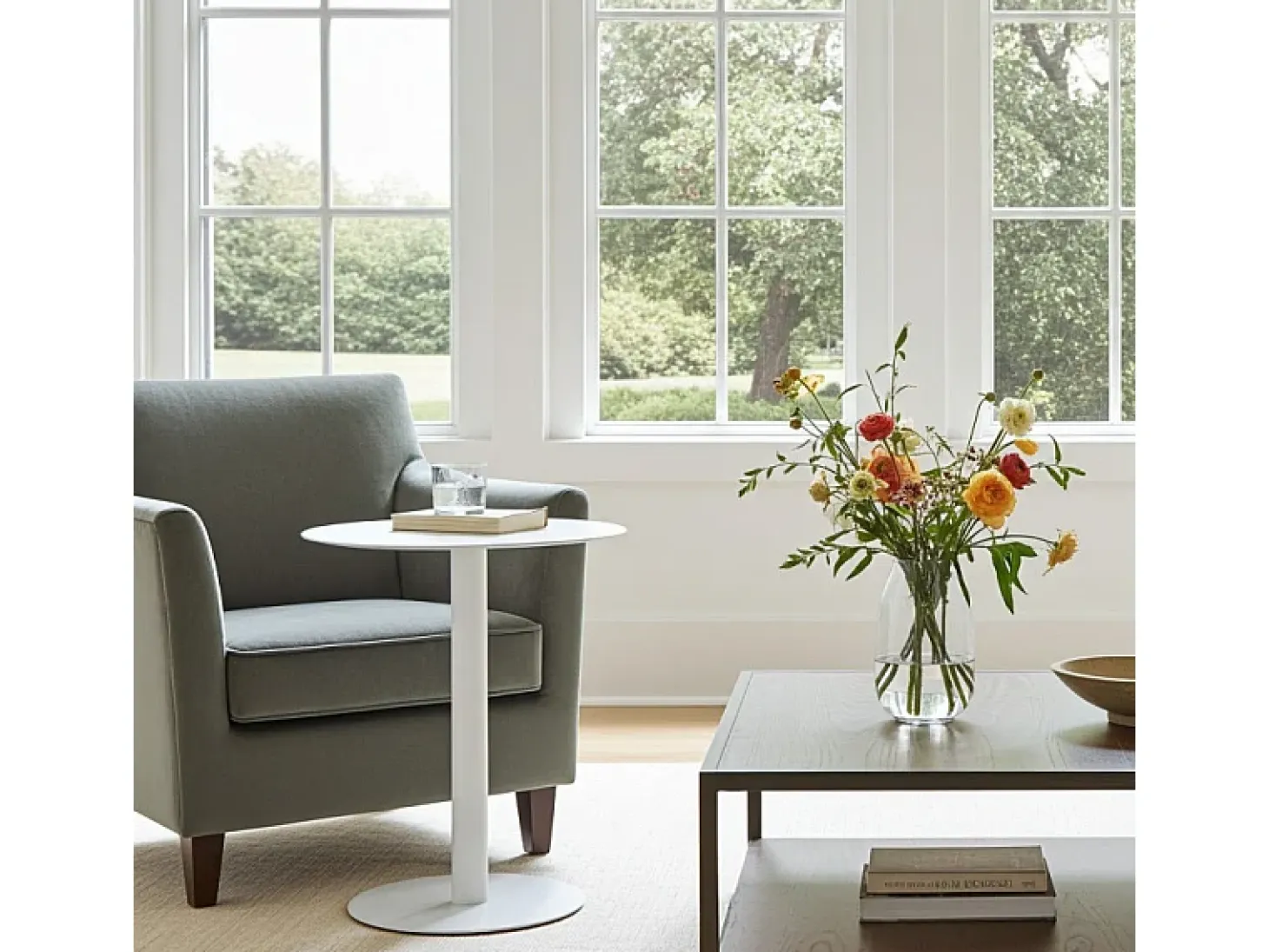 Mesita Auxiliar Salón, Metálica, Diseño Escandinavo, Funcional – Blanco - 51*49*38 cm – SKANDY