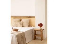 Mesita de noche o auxiliar madera maciza en tono roble oscuro de 45x39cm - FRIDA - DECOWOOD