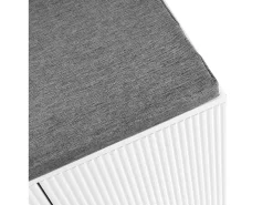 Perchero blanco con banco para zapatos - Puertas onduladas, ganchos dorados y estantes ajustables - Muebles modernos para recibidor