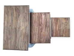 Set de 3 mesitas apilables de madera maciza reciclada