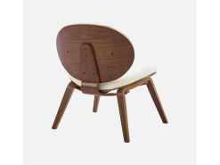 Sillón de madera curvada y borreguito nogal