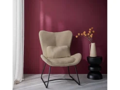 Sillón de tela con cojín beige