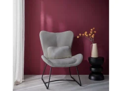 Sillón de tela con cojín gris claro