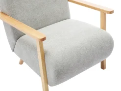 Sillón de tela gris y madera estilo contemporáneo. JULOMO