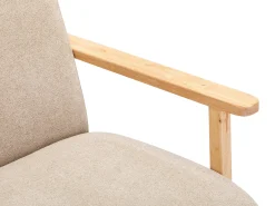 Sillón de tela y madera beige. Estilo contemporáneo. JULOMO