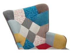 Sillón Elmina en tejido jaspeado patchwork multicolor con patas mecedoras