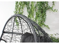 Sillón en forma de huevo resina efecto de ratán negro JANE