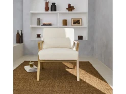 Sillón estilo escandinavo de madera de hevea borreguito crema
