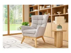 Sillón nórdico gris claro y madera BRODY