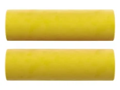 Sofá de 2 plazas con cojines terciopelo amarillo 140 cm