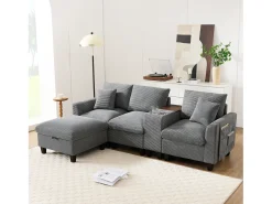 Sofá moderno de 4 plazas con reposapiés con almacenaje, 2 portavasos y puerto USB. Medidas: 229 x 149,5 x 83 cm. Tapizado en terciopelo gris.