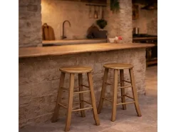 Taburete de bar de madera con asiento redondo h 67, patas de sable en nogal claro