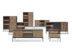 Vitrina con 2 puertas y LED integrado Negro y Roble 104x126 cm