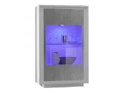 Vitrina de 2 puertas, colección FALL, color blanco mate lacado y gris efecto concreto.
