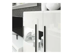 Vitrina diseño XL colección BREDA. Colores blanco mate y blanco brillante.
